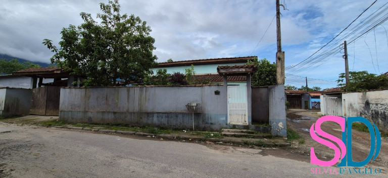 Imagem Casa com 2 Quartos à Venda, 105 m² em Sertão Da Quina - Ubatuba Imagem Casa com 2 Quartos à Venda, 105 m² em Sertão Da Quina - Ubatuba