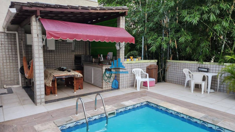 Imagem Casa com 4 Quartos à Venda, 175 m² em Ingá - Niterói