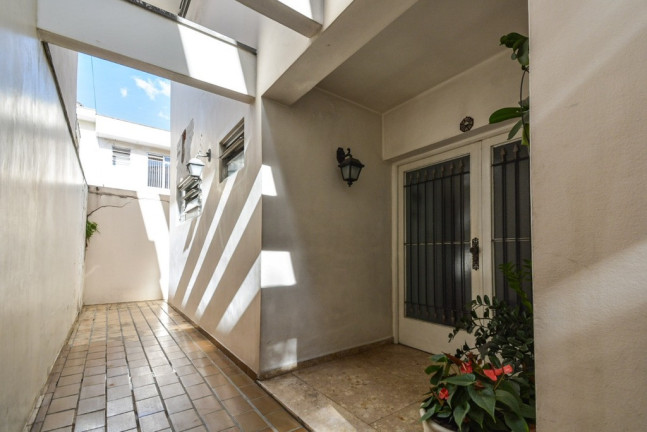 Imagem Casa com 4 Quartos à Venda, 242 m² em Moema - São Paulo Imagem Casa com 4 Quartos à Venda, 242 m² em Moema - São Paulo