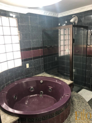Imagem Cobertura com 3 Quartos à Venda, 200 m² em Centro - Balneário Camboriú