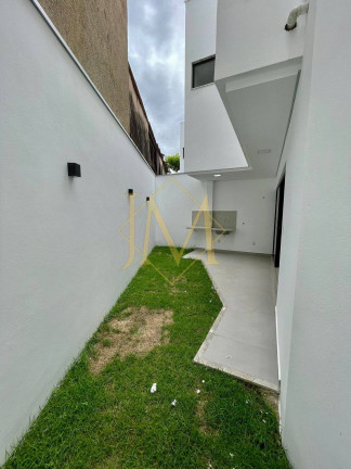 Imagem Casa com 3 Quartos à Venda, 160 m² em Veneza - Ipatinga