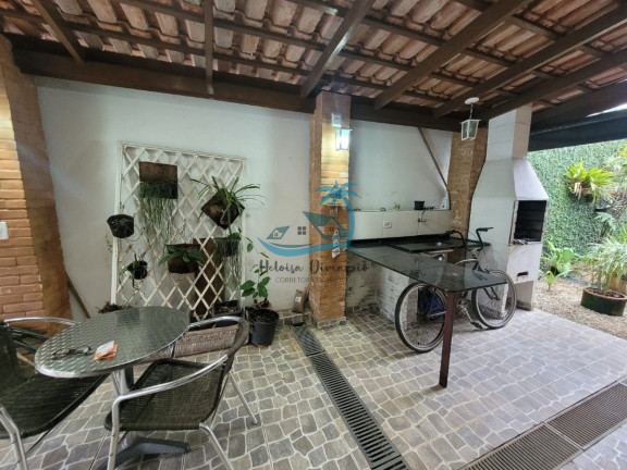 Imagem Casa com 5 Quartos à Venda, 200 m² em Itaguá - Ubatuba Imagem Casa com 5 Quartos à Venda, 200 m² em Itaguá - Ubatuba