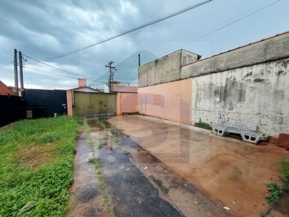 Imagem Casa com 1 Quarto à Venda, 75 m² em Jardim Itamarati - Botucatu Imagem Casa com 1 Quarto à Venda, 75 m² em Jardim Itamarati - Botucatu