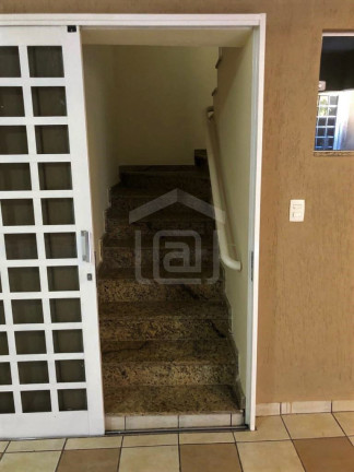 Imagem Casa com 3 Quartos à Venda, 250 m² em Jardim Das Hortências - Poços De Caldas Imagem Casa com 3 Quartos à Venda, 250 m² em Jardim Das Hortências - Poços De Caldas