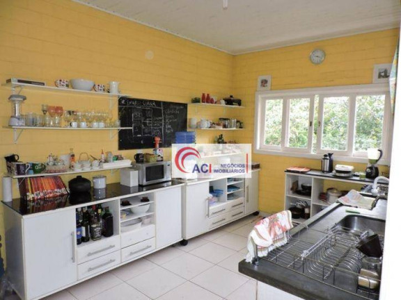 Imagem Casa com 4 Quartos à Venda, 205 m² em Granja Viana - Embu Das Artes Imagem Casa com 4 Quartos à Venda, 205 m² em Granja Viana - Embu Das Artes