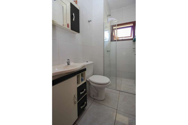 Imagem Casa com 2 Quartos à Venda, em Hípica - Porto Alegre Imagem Casa com 2 Quartos à Venda, em Hípica - Porto Alegre