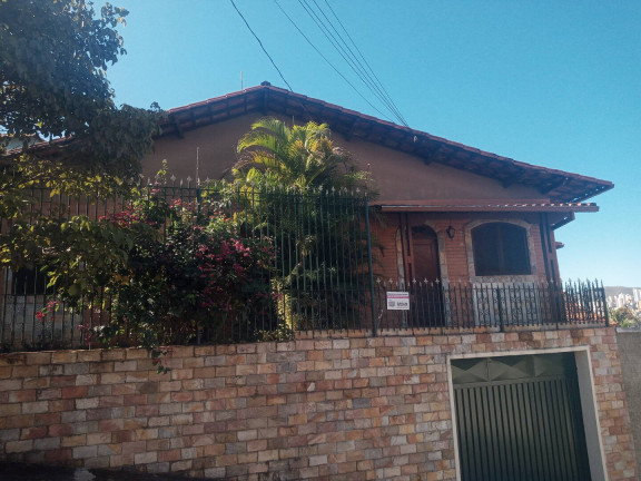 Imagem Casa com 4 Quartos à Venda, 226 m² em Salgado Filho - Belo Horizonte Imagem Casa com 4 Quartos à Venda, 226 m² em Salgado Filho - Belo Horizonte