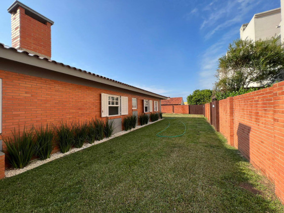 Imagem Casa com 3 Quartos à Venda, em Capão Da Canoa Imagem Casa com 3 Quartos à Venda, em Capão Da Canoa