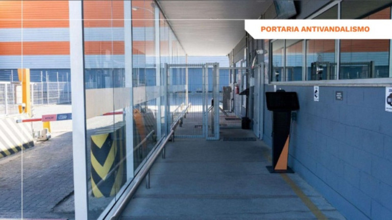 Imagem Imóvel para Alugar, 3.100 m² em Espinheiro - Itajaí Imagem Imóvel para Alugar, 3.100 m² em Espinheiro - Itajaí