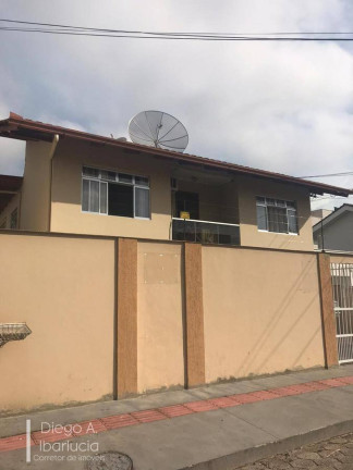 Imagem Casa com 8 Quartos à Venda, 264 m² em Centro - Balneário Camboriú