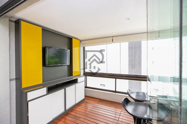 Imagem Apartamento com 3 Quartos à Venda, 162 m² em Moema - São Paulo Imagem Apartamento com 3 Quartos à Venda, 162 m² em Moema - São Paulo