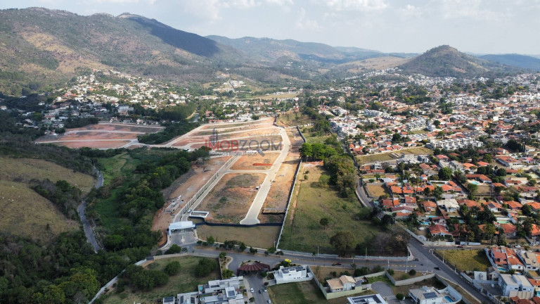 Imagem Terreno à Venda, 720 m² em San Fernando Valley - Atibaia Imagem Terreno à Venda, 720 m² em San Fernando Valley - Atibaia