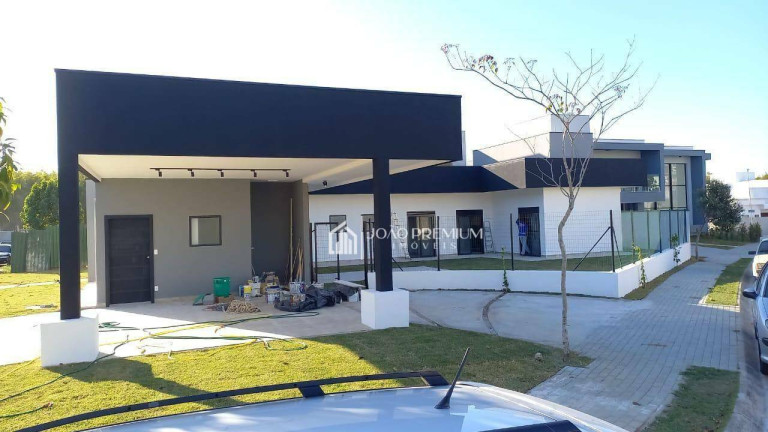 Casa com 4 Quartos à Venda, 280 m² em água_ Soca - São José Dos Campos