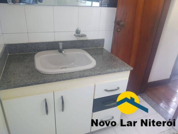 Imagem Casa com 3 Quartos à Venda, 250 m² em Centro - São Gonçalo Imagem Casa com 3 Quartos à Venda, 250 m² em Centro - São Gonçalo
