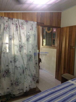 Imagem Casa com 2 Quartos à Venda, 275 m² em Centro - Penha Imagem Casa com 2 Quartos à Venda, 275 m² em Centro - Penha