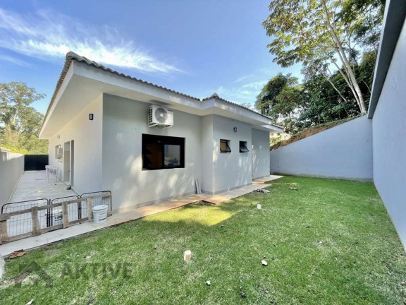 Casa de Condomínio com 3 Quartos à Venda, 321 m² em Granja Viana - Cotia