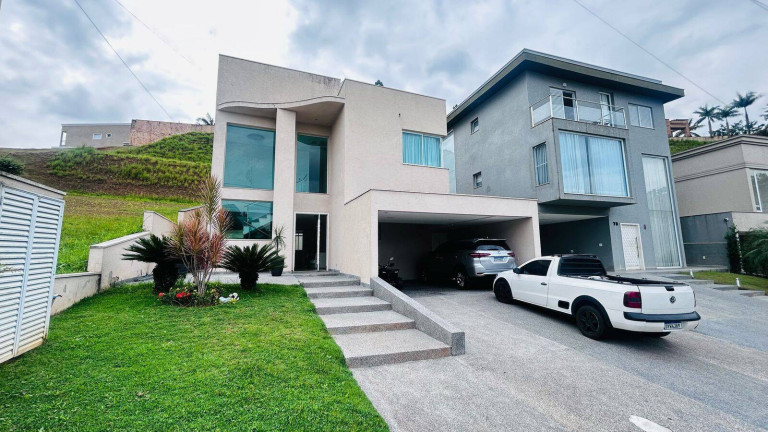 Imagem Casa com 4 Quartos à Venda, 300 m² em Alphaville - Santana De Parnaíba Imagem Casa com 4 Quartos à Venda, 300 m² em Alphaville - Santana De Parnaíba