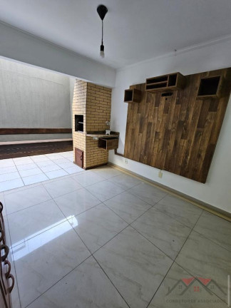 Imagem Sobrado com 3 Quartos à Venda, 146 m² em Floresta - Joinville