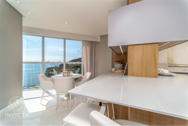 Imagem Apartamento com 4 Quartos à Venda, 237 m² em Barra Sul - Balneário Camboriú Imagem Apartamento com 4 Quartos à Venda, 237 m² em Barra Sul - Balneário Camboriú
