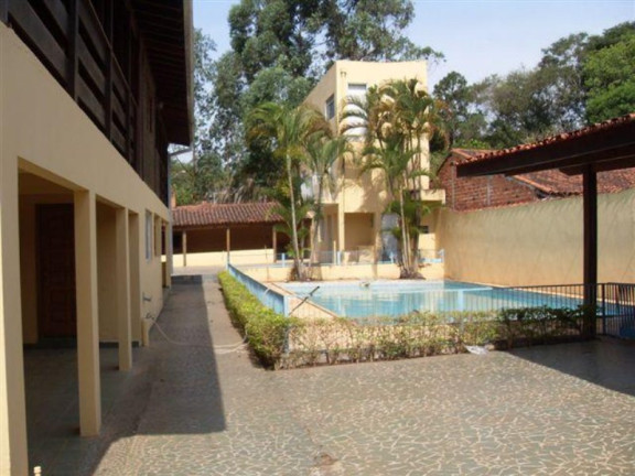 Imagem Imóvel com 8 Quartos à Venda, 1.000 m² em Centro - Araçoiaba Da Serra