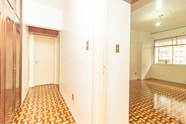 Imagem Imóvel com 2 Quartos à Venda, 137 m² em Centro Histórico - Porto Alegre Imagem Imóvel com 2 Quartos à Venda, 137 m² em Centro Histórico - Porto Alegre