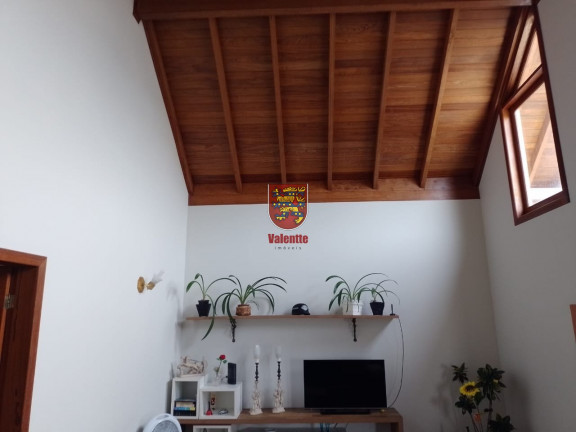 Imagem Casa com 3 Quartos à Venda, 440 m² em Balneário - Florianópolis Imagem Casa com 3 Quartos à Venda, 440 m² em Balneário - Florianópolis