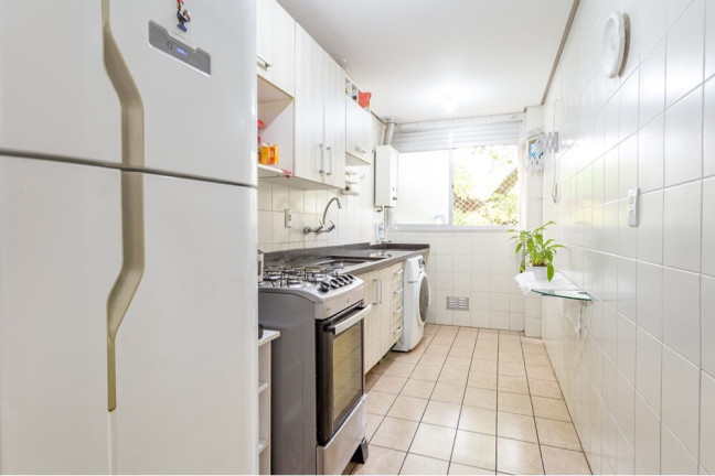 Imagem Imóvel com 2 Quartos à Venda, 56 m² em Glória - Porto Alegre Imagem Imóvel com 2 Quartos à Venda, 56 m² em Glória - Porto Alegre
