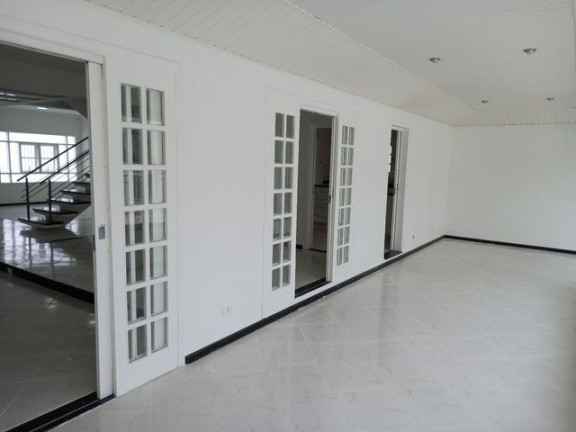 Imagem Casa com 4 Quartos à Venda, 450 m² em Conjunto Residencial Esplanada Do Sol - São José Dos Campos Imagem Casa com 4 Quartos à Venda, 450 m² em Conjunto Residencial Esplanada Do Sol - São José Dos Campos