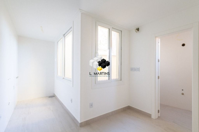 Imagem Apartamento com 3 Quartos à Venda, 245 m² em Três Figueiras - Porto Alegre Imagem Apartamento com 3 Quartos à Venda, 245 m² em Três Figueiras - Porto Alegre