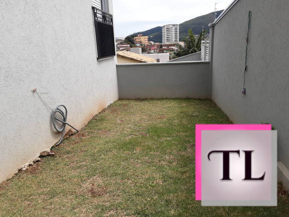 Imagem Casa com 2 Quartos à Venda, 124 m² em Village São Luiz - Poços De Caldas