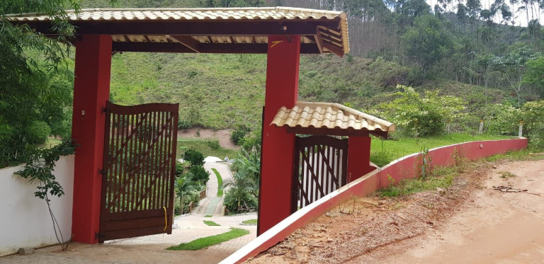 Imagem Imóvel com 10 Quartos à Venda, 70.000 m² Imagem Imóvel com 10 Quartos à Venda, 70.000 m²