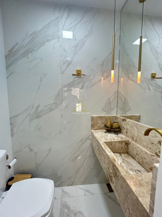 Imagem Casa com 4 Quartos à Venda, 175 m² em Jardim Camburi - Vitória
