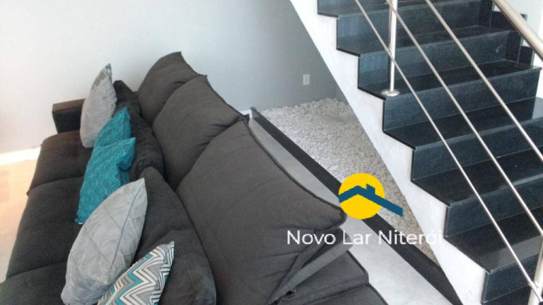 Imagem Casa com 3 Quartos à Venda, 300 m² em São Francisco - Niterói Imagem Casa com 3 Quartos à Venda, 300 m² em São Francisco - Niterói