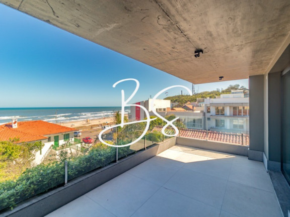 Imagem Casa com 3 Quartos à Venda, 328 m² em Prainha - Torres Imagem Casa com 3 Quartos à Venda, 328 m² em Prainha - Torres