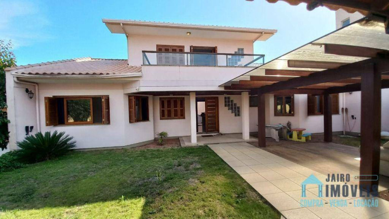 Casa com 3 Quartos à Venda, 200 m² em Centro - Tramandaí