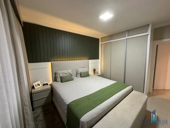 Imagem Apartamento com 3 Quartos à Venda, 119 m² em Centro - Balneário Camboriú