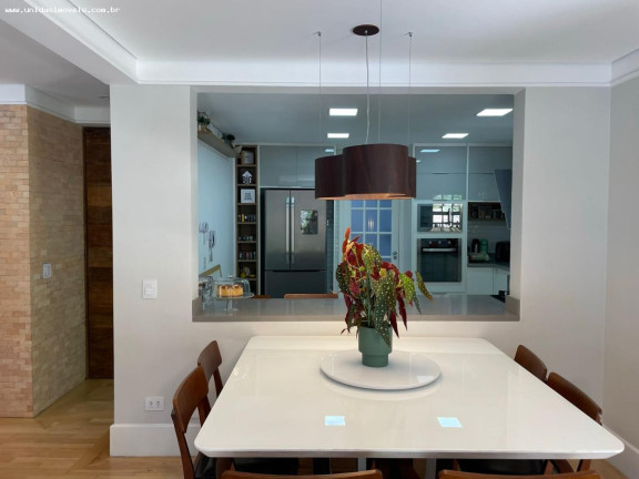 Imagem Casa com 4 Quartos à Venda, 331 m² em Santo Amaro - São Paulo