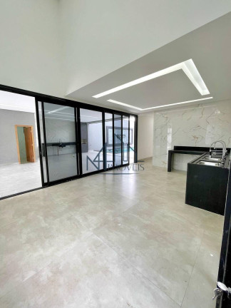 Imagem Casa com 3 Quartos à Venda, 445 m² em Setor Bueno - Goiânia