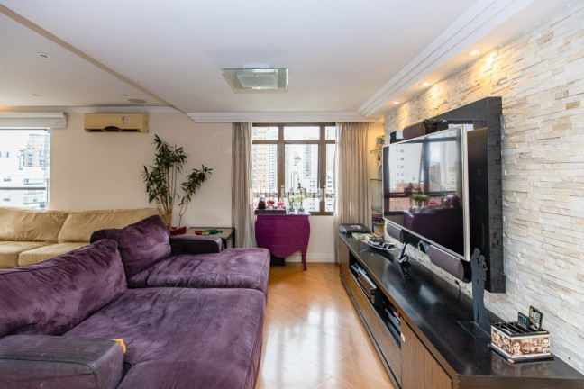 Imagem Apartamento com 3 Quartos à Venda, 211 m² em Moema - São Paulo Imagem Apartamento com 3 Quartos à Venda, 211 m² em Moema - São Paulo