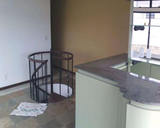 Imagem Cobertura com 4 Quartos à Venda, 160 m² em Algodoal - Cabo Frio
