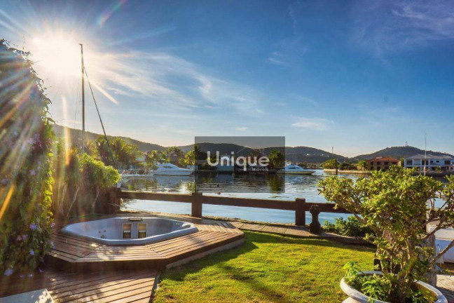 Imagem Casa com 9 Quartos à Venda, 671 m² em São Bento - Cabo Frio Imagem Casa com 9 Quartos à Venda, 671 m² em São Bento - Cabo Frio
