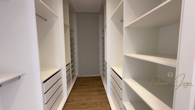 Imagem Casa com 3 Quartos à Venda, 300 m² em Roncáglia - Valinhos