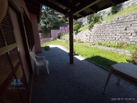 Imagem Casa com 5 Quartos à Venda, 328 m² em Córrego Grande - Florianópolis