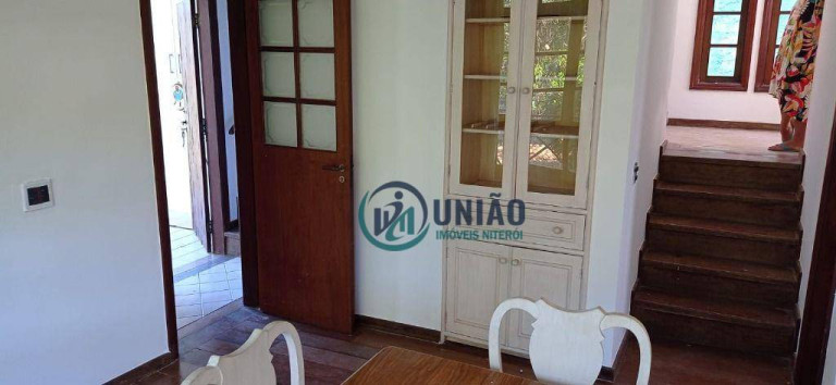 Imagem Casa com 4 Quartos à Venda, 320 m² em Maria Paula - São Gonçalo
