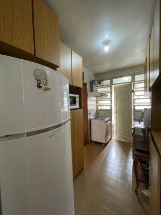 Imagem Imóvel com 3 Quartos à Venda, 122 m² em Auxiliadora - Porto Alegre Imagem Imóvel com 3 Quartos à Venda, 122 m² em Auxiliadora - Porto Alegre