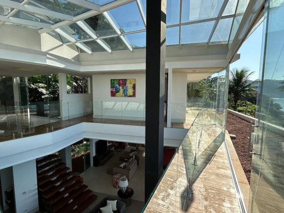 Imagem Casa com 6 Quartos à Venda, 1.100 m² em Praia Vermelha - Ubatuba Imagem Casa com 6 Quartos à Venda, 1.100 m² em Praia Vermelha - Ubatuba