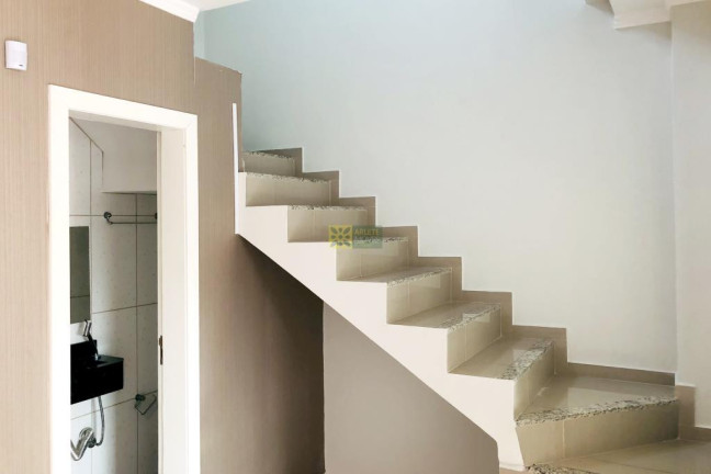 Imagem Sobrado com 3 Quartos à Venda, 94 m² em Balneário Perequê - Porto Belo Imagem Sobrado com 3 Quartos à Venda, 94 m² em Balneário Perequê - Porto Belo