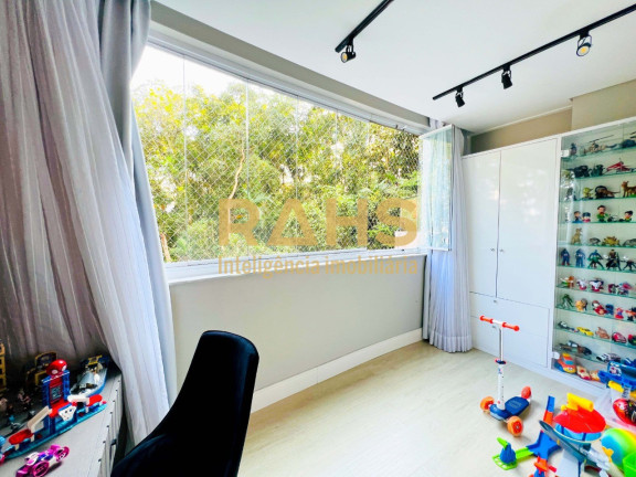 Imagem Apartamento com 4 Quartos à Venda, 250 m² em Atiradores - Joinville