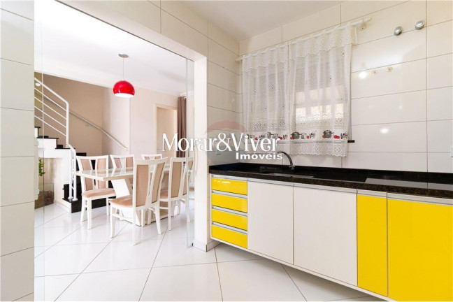 Imagem Casa com 3 Quartos à Venda, 200 m² em Boa Vista - Curitiba Imagem Casa com 3 Quartos à Venda, 200 m² em Boa Vista - Curitiba