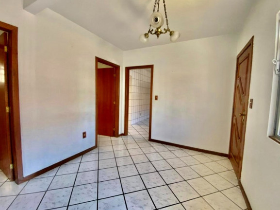 Casa com 3 Quartos à Venda, 264 m² em Kobrasol - São José